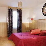 Hotel De La Felicite 3*