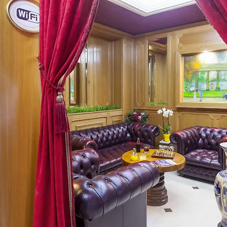 De La Felicite Hotel 3*