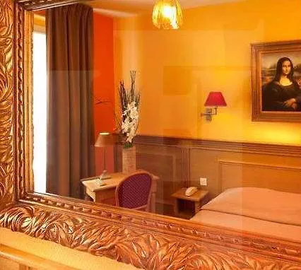 De La Félicité 3* París