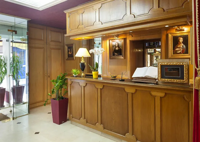 De La Félicité 3* París